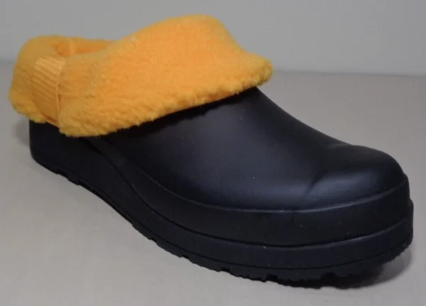 Black Winter Clogs with Golden Fleece Collar - Image 4